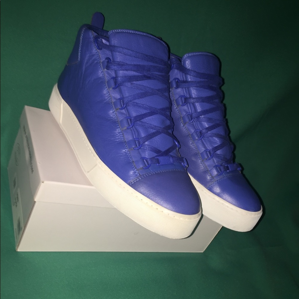 Balenciaga Arena